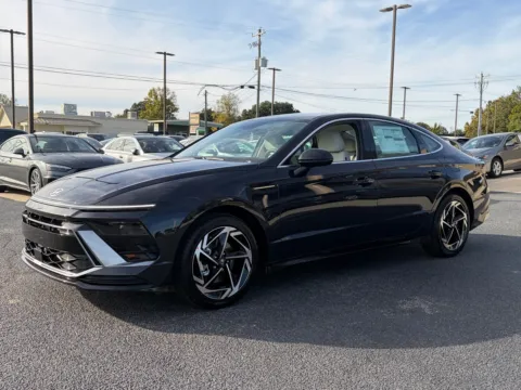 Another view of 2027 Hyundai Sonata SEL Sport for sale in Warner Robins, GA at Hyundai Warner Robins
