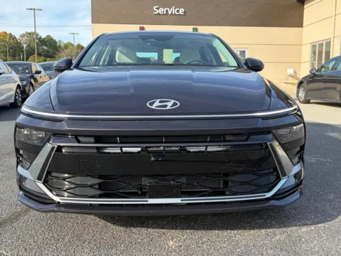 Photos of 2027 Hyundai Sonata SEL Sport for sale in Warner Robins, GA at Hyundai Warner Robins