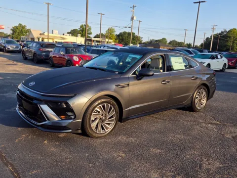 Another view of 2026 Hyundai Sonata Hybrid SEL for sale in Warner Robins, GA at Hyundai Warner Robins