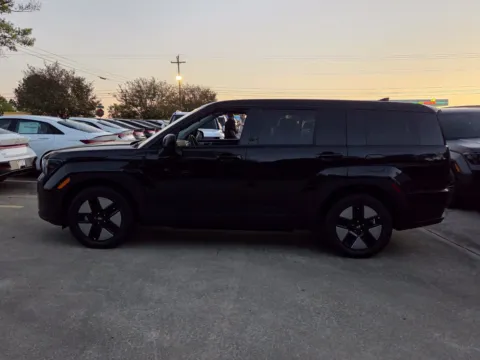 More photos of 2026 Hyundai Santa Fe Hybrid SE at Hyundai Warner Robins, GA
