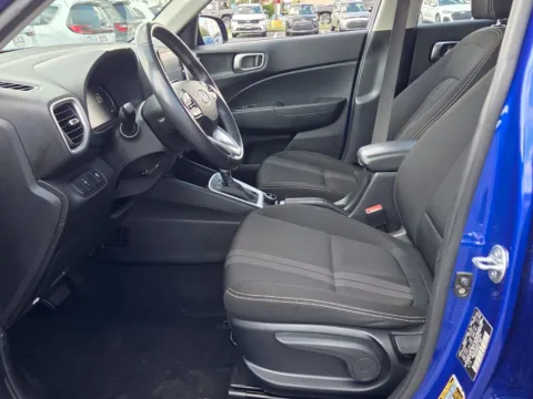 More photos of 2025 Hyundai Venue SEL at Hyundai Warner Robins, GA