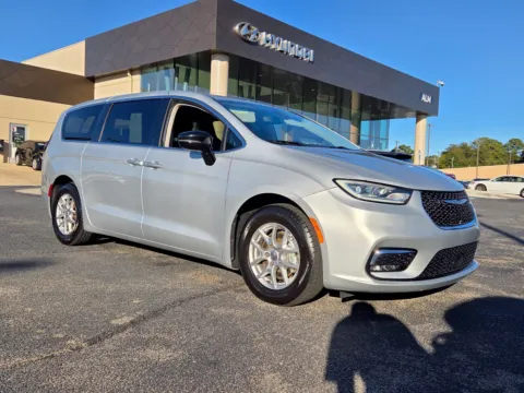 Silver 2024 Chrysler Pacifica Touring L for sale in Warner Robins, GA