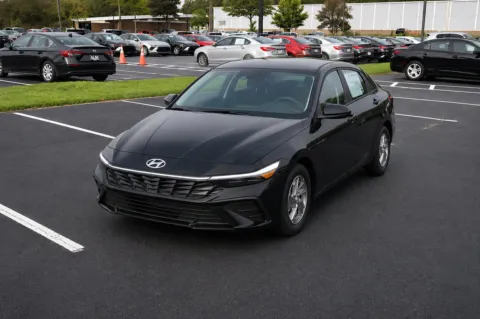 Black 2026 Hyundai Elantra SE for sale in Warner Robins, GA
