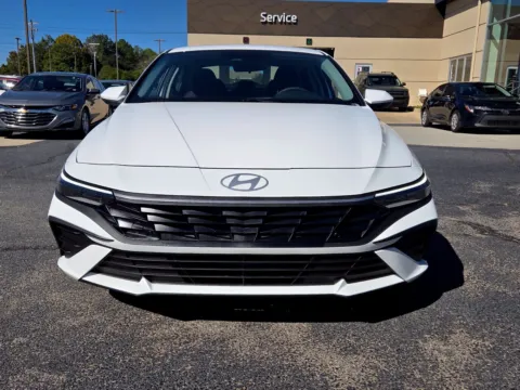 Photos of 2026 Hyundai Elantra SE for sale in Warner Robins, GA at Hyundai Warner Robins