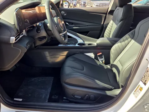 More photos of 2026 Hyundai Elantra Limited at Hyundai Warner Robins, GA