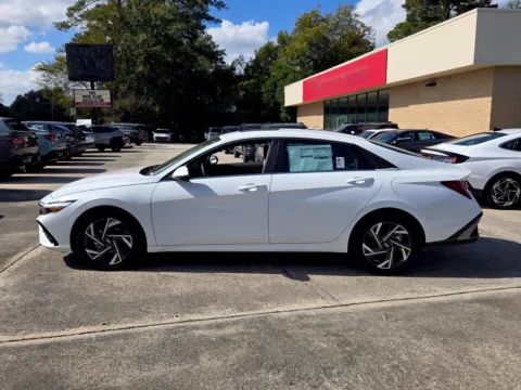 More photos of 2026 Hyundai Elantra Limited at Hyundai Warner Robins, GA
