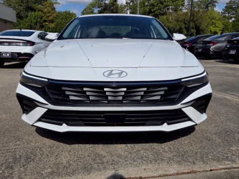 Photos of 2026 Hyundai Elantra Limited for sale in Warner Robins, GA at Hyundai Warner Robins
