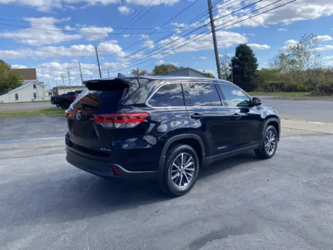 Another view of 2019 Toyota Highlander XLE for sale in Rome, NY at Fazio's Auto Sales