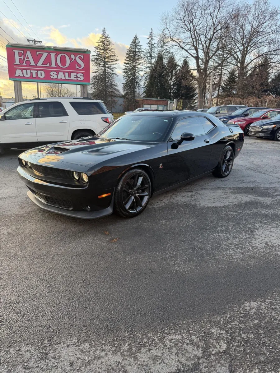 Black 2019 Dodge Challenger R/T Scat Pack for sale in Rome, NY