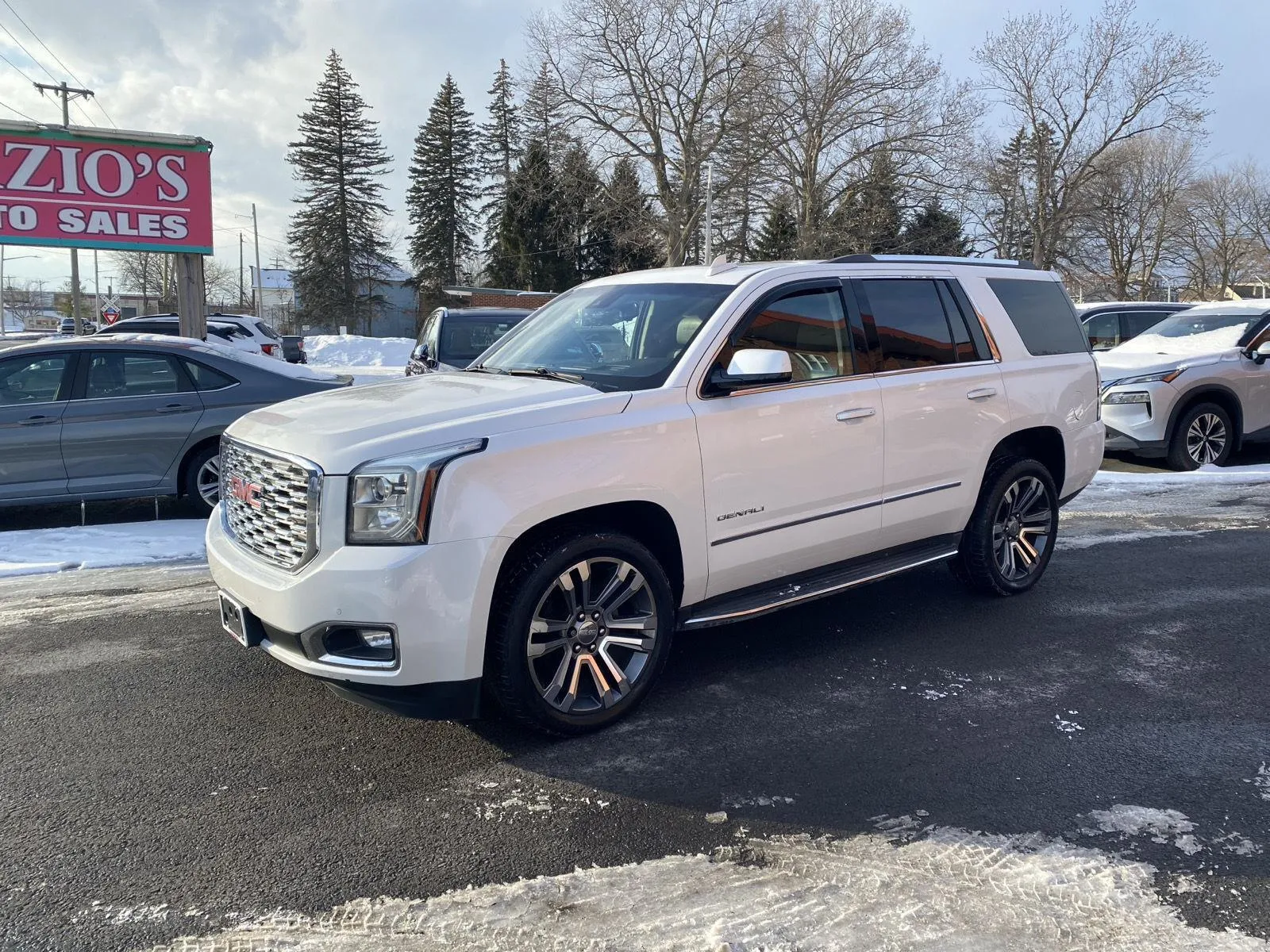 White 2018 GMC Yukon Denali for sale in Rome, NY