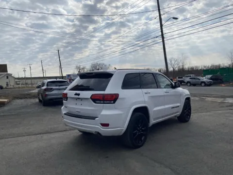 Another view of 2018 Jeep Grand Cherokee Altitude for sale in Rome, NY at Fazio's Auto Sales