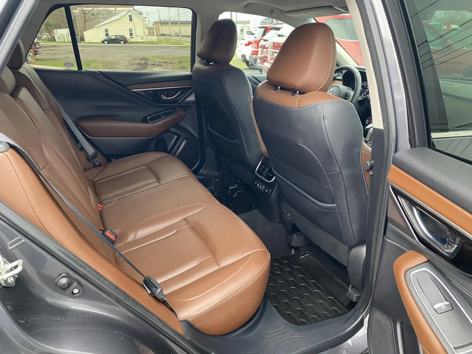 2020 Subaru Outback Touring - Photo 11