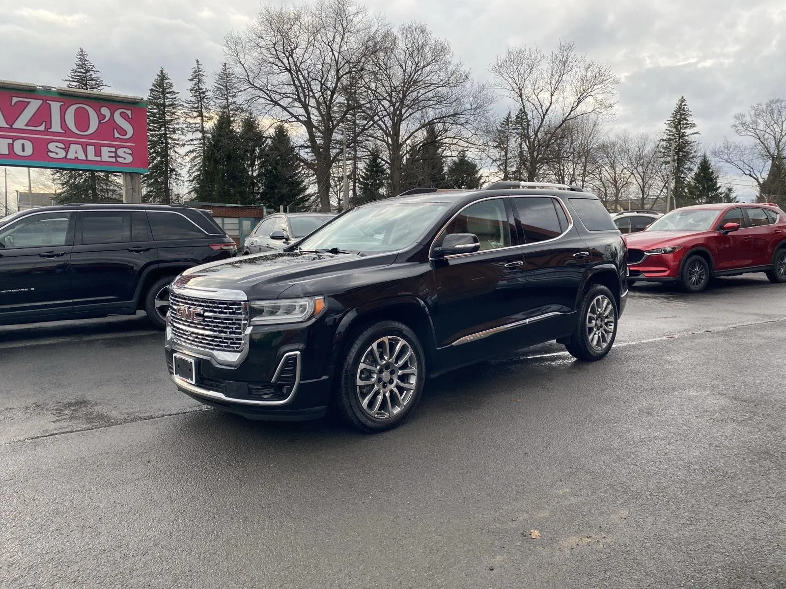 Black 2022 GMC Acadia Denali for sale in Rome, NY