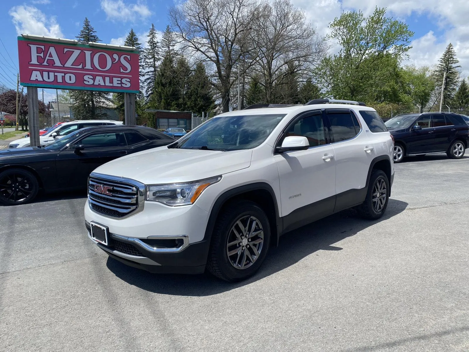 White 2017 GMC Acadia SLT for sale in Rome, NY