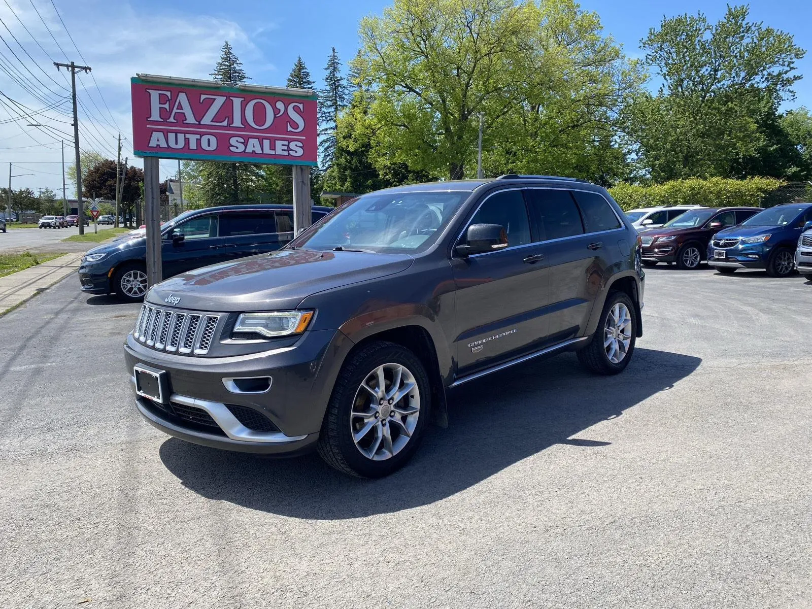 2016 Jeep Grand Cherokee Summit 4WD's photo