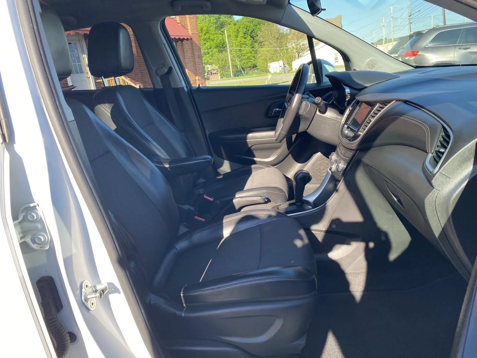 2018 Chevrolet Trax LT - Photo 10
