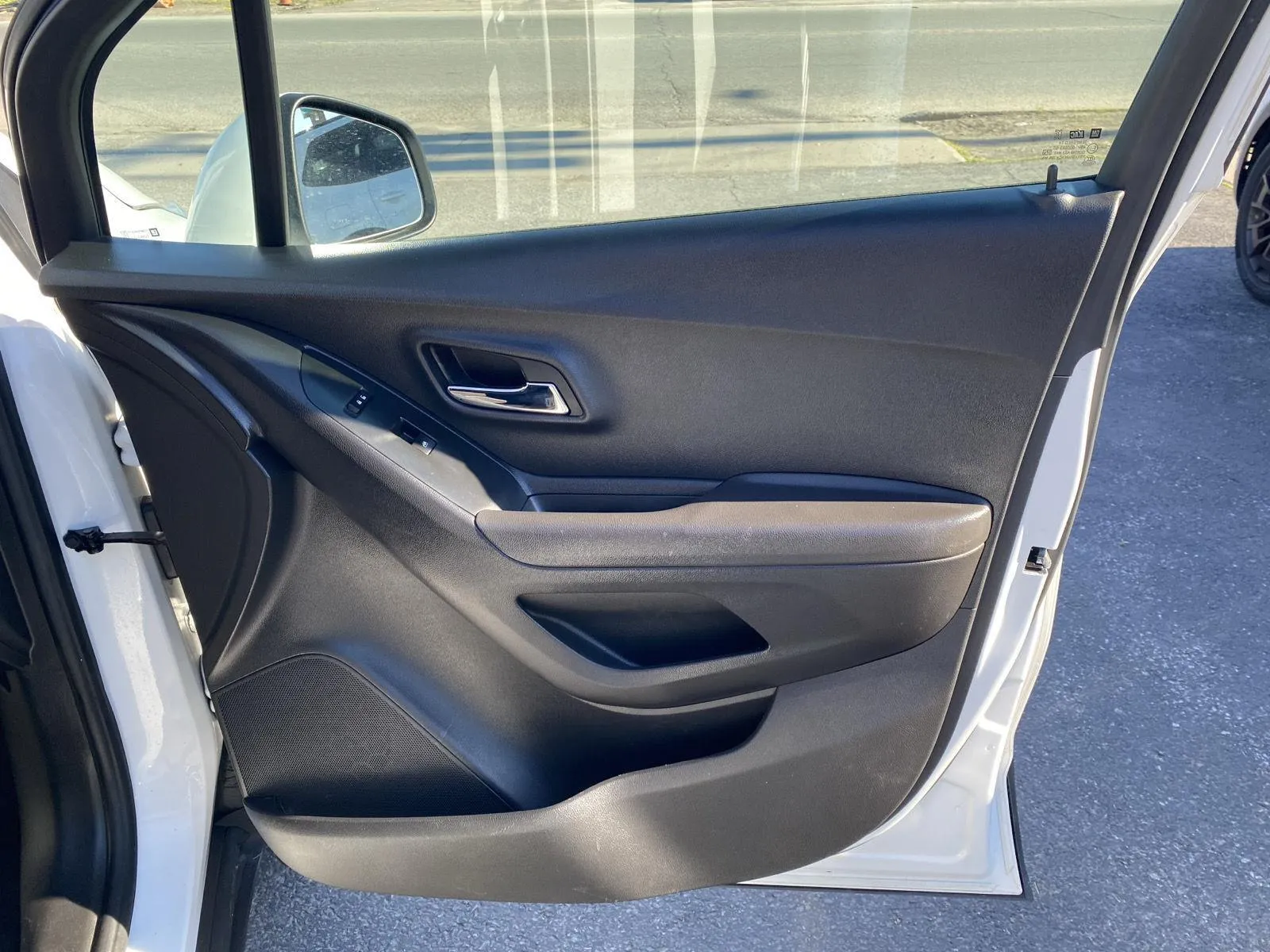 2018 Chevrolet Trax LT - Photo 24