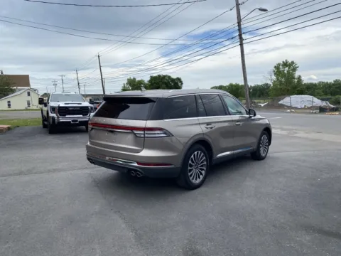 Another view of 2020 Lincoln Aviator Reserve for sale in Rome, NY at Fazio's Auto Sales