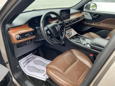More photos of 2020 Lincoln Aviator Reserve at Fazio's Auto Sales, NY