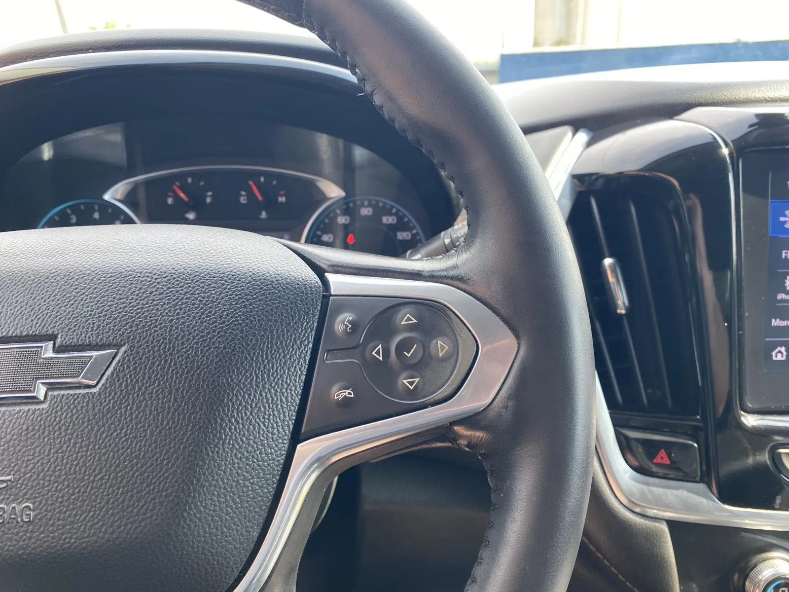 2021 Chevrolet Traverse RS - Photo 19