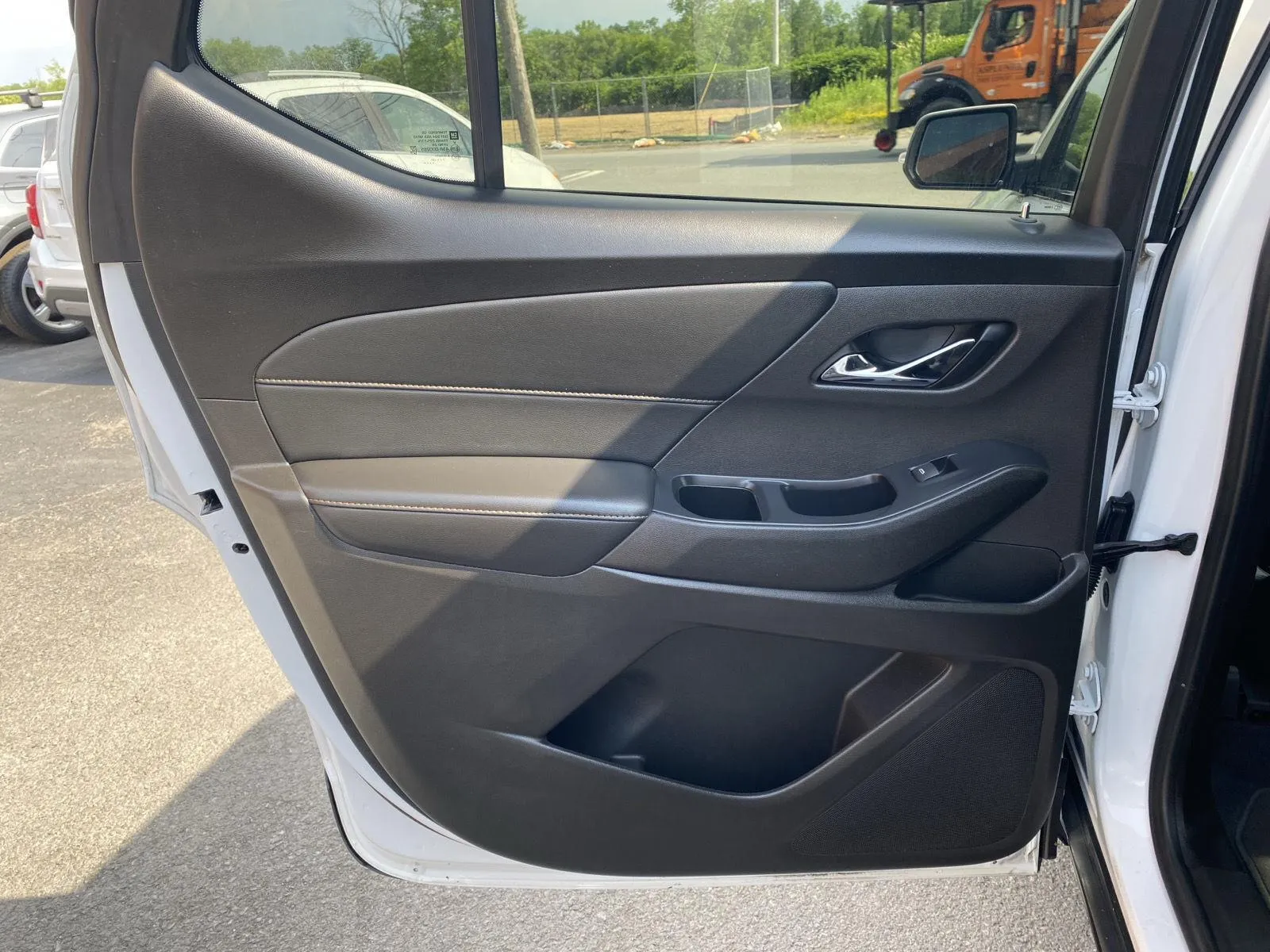 2021 Chevrolet Traverse RS - Photo 26