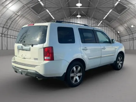 More photos of 2014 Honda Pilot Touring Sport Utility 4D at Reliable Car Connection, PA