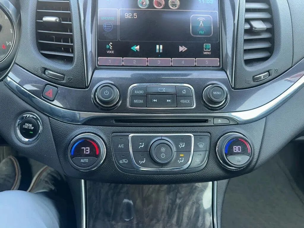 2015 Chevrolet Impala 2LZ - Photo 36