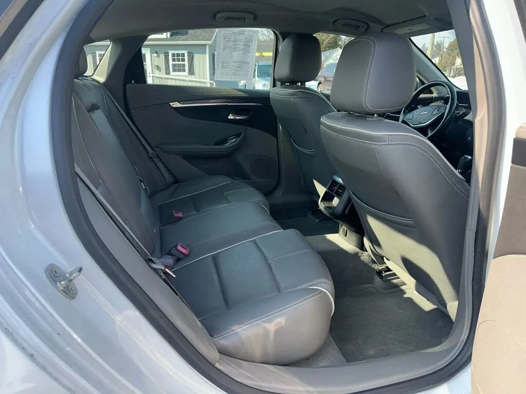2015 Chevrolet Impala 2LZ - Photo 20