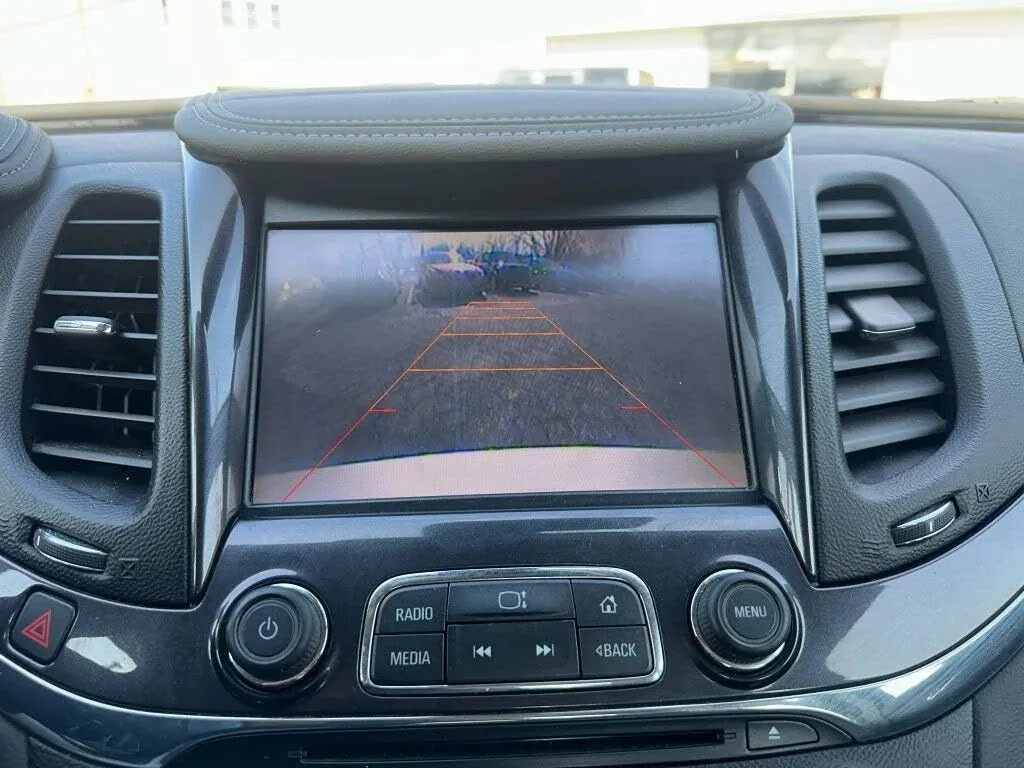 2015 Chevrolet Impala 2LZ - Photo 34