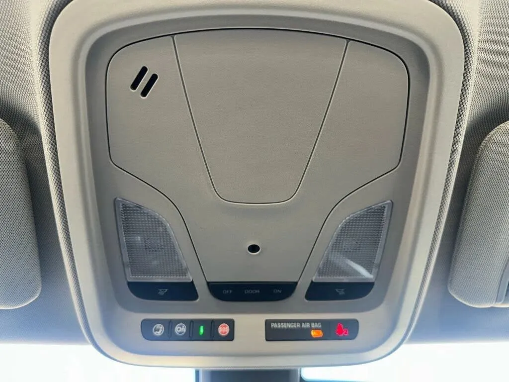 2015 Chevrolet Impala 2LZ - Photo 38