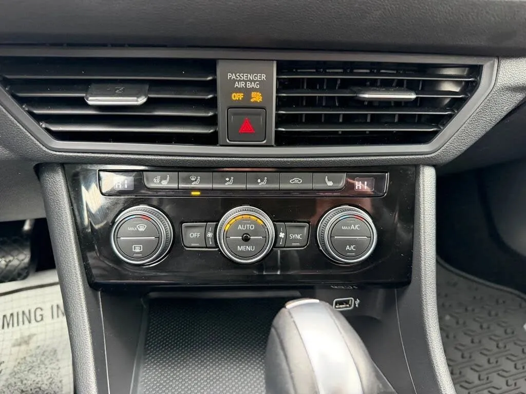 2019 Volkswagen Jetta SE - Photo 49