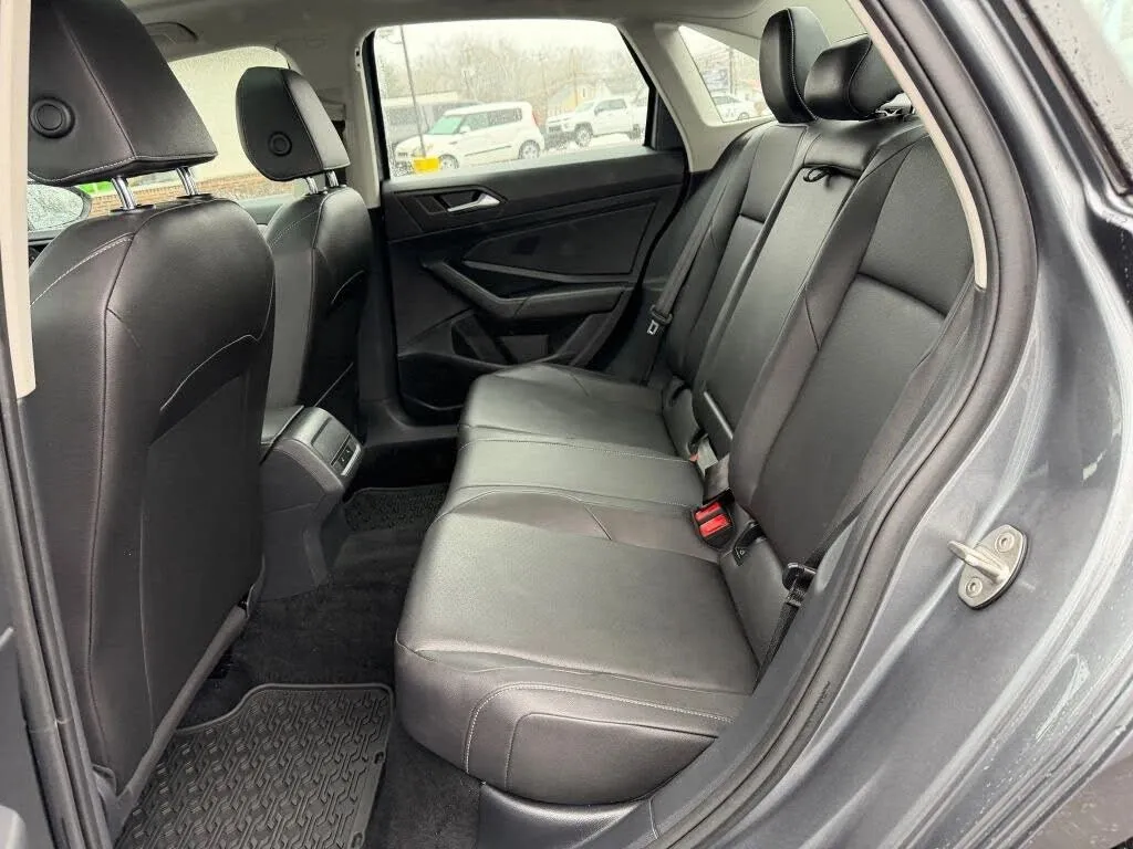 2019 Volkswagen Jetta SE - Photo 35