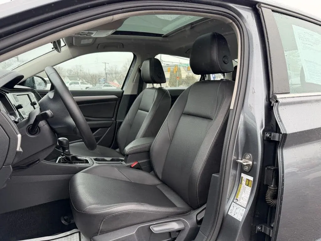 2019 Volkswagen Jetta SE - Photo 29