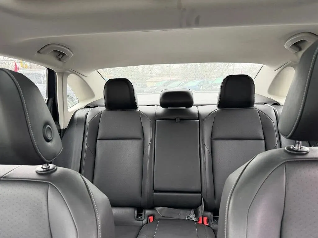 2019 Volkswagen Jetta SE - Photo 32