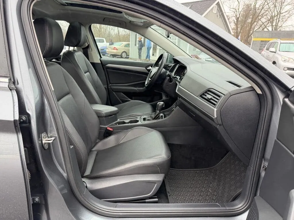 2019 Volkswagen Jetta SE - Photo 44