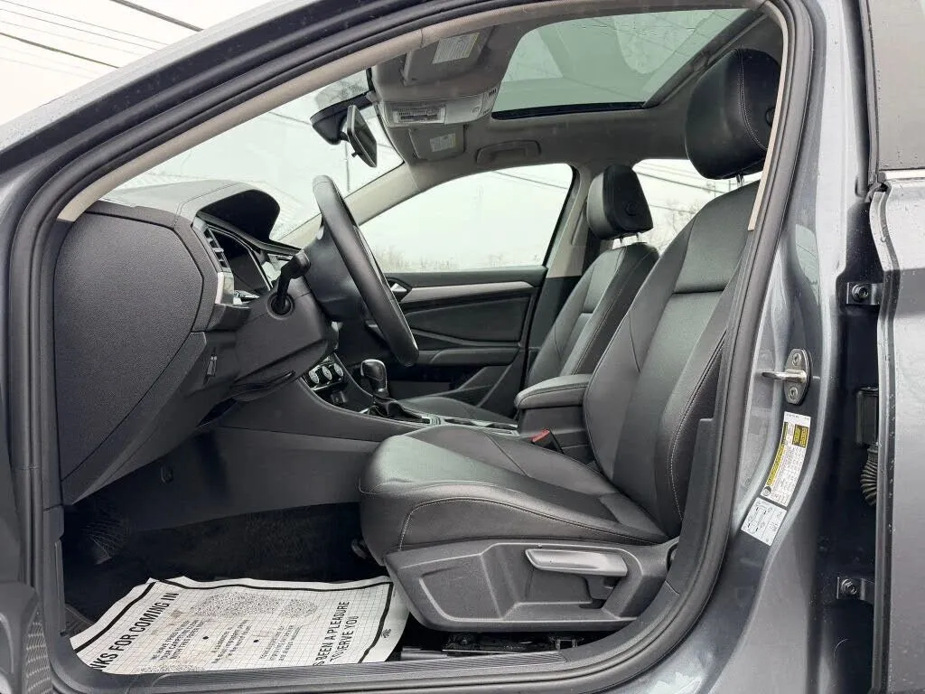 2019 Volkswagen Jetta SE - Photo 28