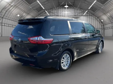More photos of 2015 Toyota Sienna XLE Minivan 4D at Reliable Car Connection, PA