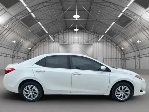 More photos of 2017 Toyota Corolla SE Sedan 4D at Reliable Car Connection, PA