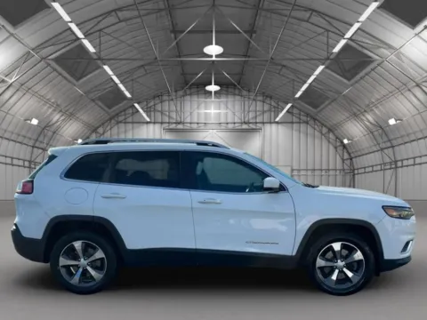 More photos of 2019 Jeep Cherokee Limited Sport Utility 4D at Reliable Car Connection, PA