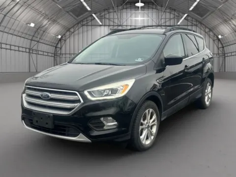 Photos of 2017 Ford Escape SE Sport Utility 4D for sale in Pottstown, PA at Reliable Car Connection