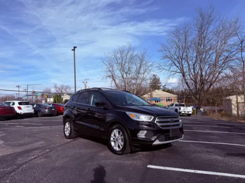 More photos of 2017 Ford Escape SE at Reliable Car Connection, PA