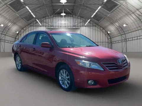 More photos of 2011 Toyota Camry XLE at Reliable Car Connection, PA