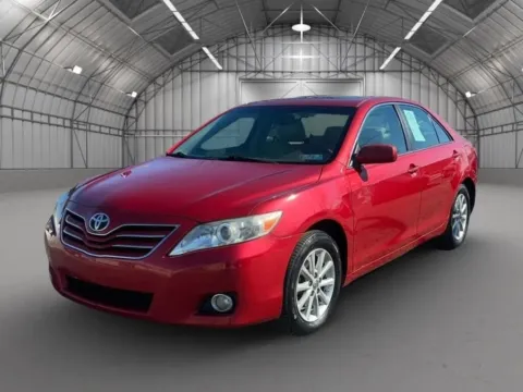 Photos of 2011 Toyota Camry XLE for sale in Pottstown, PA at Reliable Car Connection