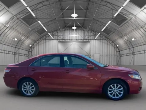 More photos of 2011 Toyota Camry XLE at Reliable Car Connection, PA