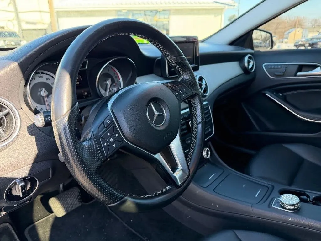 2015 Mercedes-Benz GLA-Class GLA250 - Photo 31