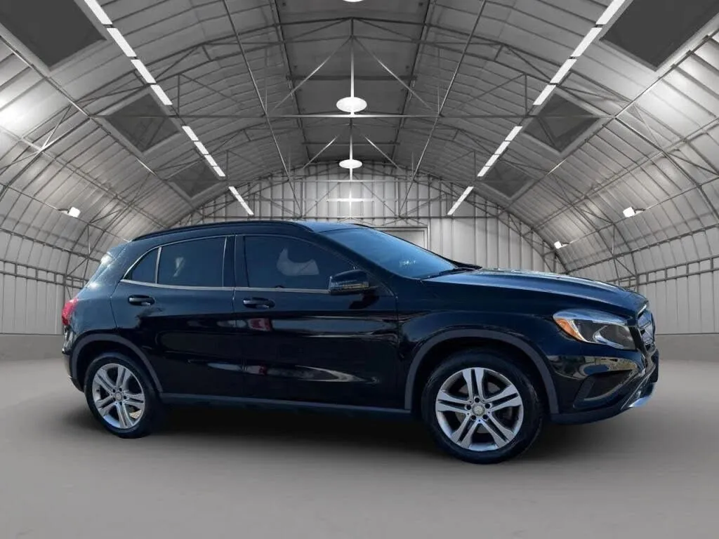 2015 Mercedes-Benz GLA-Class GLA250 - Photo 12