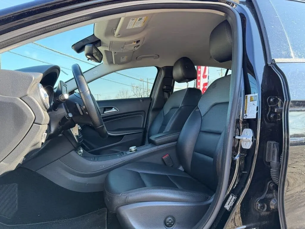 2015 Mercedes-Benz GLA-Class GLA250 - Photo 29