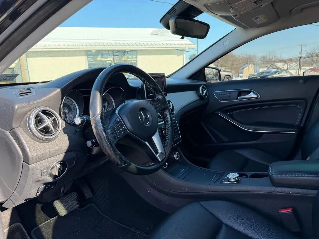 2015 Mercedes-Benz GLA-Class GLA250 - Photo 30