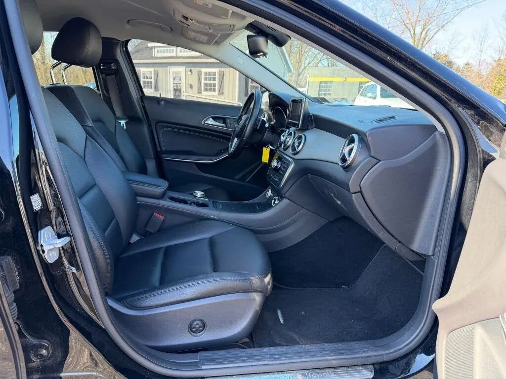 2015 Mercedes-Benz GLA-Class GLA250 - Photo 44