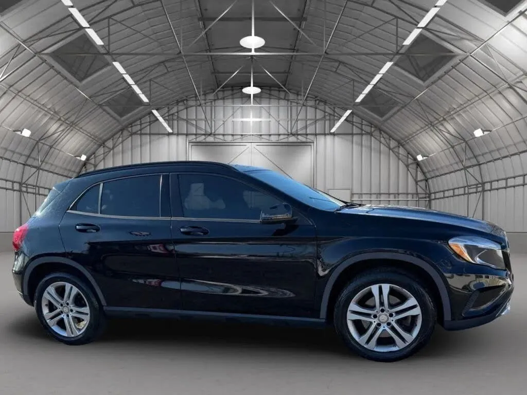 2015 Mercedes-Benz GLA-Class GLA250 - Photo 11